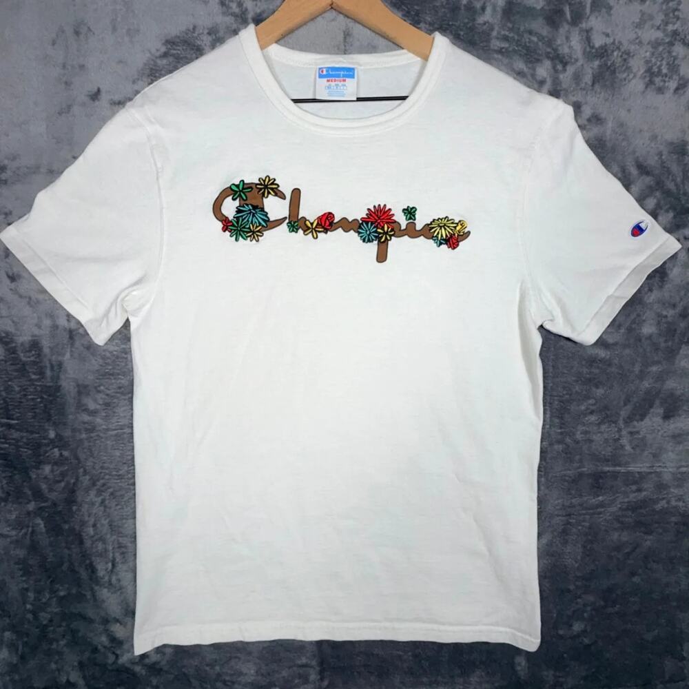 Champion Mens T-Shirt M White Floral Embroidered Logo Graphic Tee‎ Short Sleeve